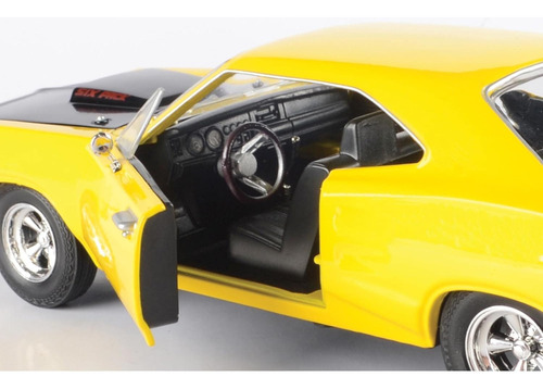 1969 Dodge Coronet Super Bee, Amarillo Con Capucha Negro ...