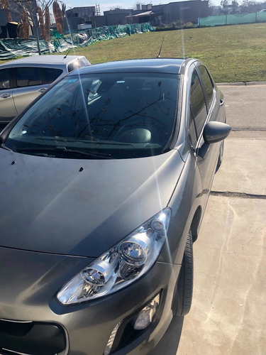 Imagen 2 de 15 de Peugeot 308 Hdi Feline