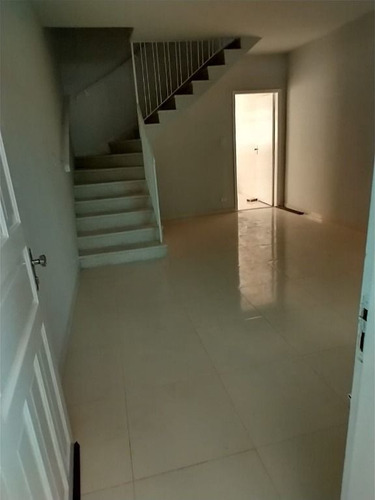 Imagem 1 de 13 de Vila Guarani Lindo Sobrado 116 Metros, 2 Dormitórios, Edícula 1 Vaga A Poucos Minutos Da Estação Do Metro !!! - So1029