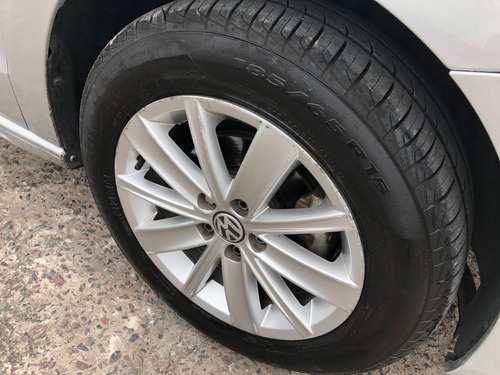 Imagen 12 de 25 de Volkswagen Polo 1.6 Comfortline 4p Gnc Año 2017 - Liv Motors