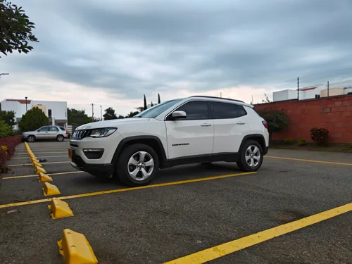 Jeep Compass 2.4 4X2 Longitude At