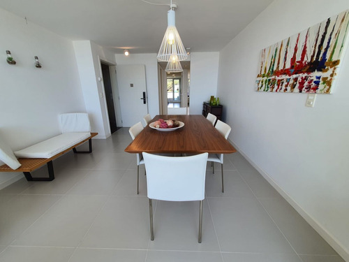 Imagen 4 de 25 de Apartamento En Venta De 3 Dormitorios En Playa Mansa (ref: Lij-5157)