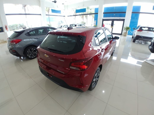 Imagen 8 de 10 de Chevrolet Onix 1.0 Turbo Premier At