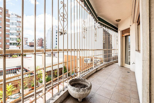 Venta Departamento 4 Ambientes C/dep Piso Cochera Doble Caballito