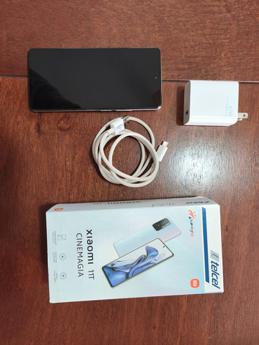 Celular Xiaomi 11t, 5g, Cámara Triple 108+8+5mpx, Batería 5000mah, 256 Memoria Interna, Cable Tipo C, Carga Turbo De 67w (Usado)
