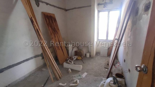 Imagen 4 de 15 de Casa En Venta Plaza Dorada #22-19777 Ba 04147651394