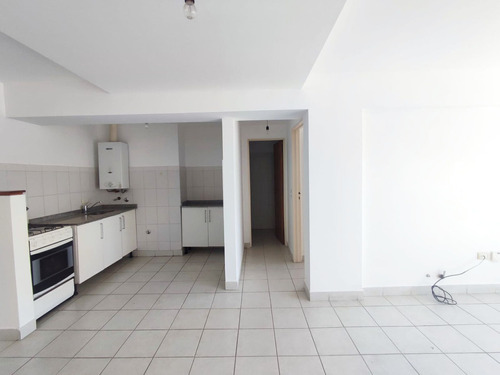 Venta Departamento 1 Dorm Barrio Guemes  