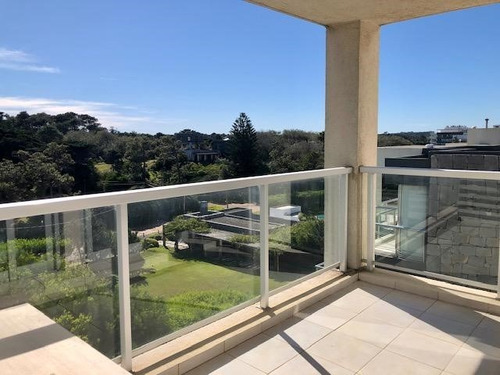 Imagen 13 de 19 de Departamento En Alquiler Ubicado En Playa Brava, Punta Del Este, Punta Del Este / Maldonado