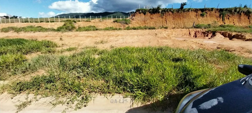 Terreno Com Ótima Topografia Com De 250m