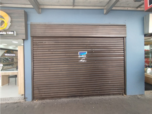 Local En Venta, Centro Comercial Camino Real !!