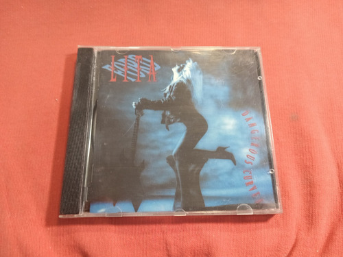 Lita Ford  / Dangerous Curves   / Made In Japan  B6 