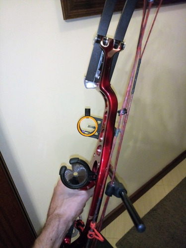 Imagem 3 de 9 de Arco De Caça Composto Hoyt Contender Xt 2000 Vermelho