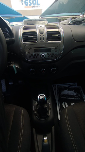 Fiat Grand Siena 1.6 16v Essence Flex Dualogic 4p