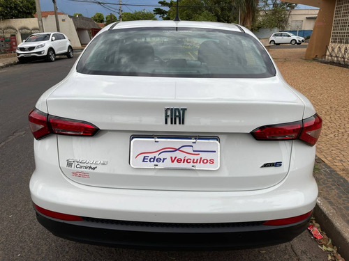 Imagem 5 de 9 de Fiat Cronos 1.8 E.torq Flex Drive At6
