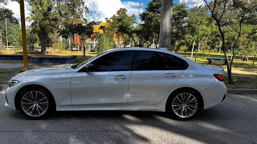 Imagen 7 de 25 de Bmw Serie 3 G20 2019 330i Sedan Sport Line 252cv Shadow