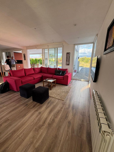 Venta Casa 3 Dormitorios En Arroyo De Los Patos