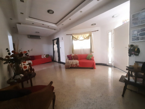 Imagen 2 de 11 de Casa En Venta En Urb. Villas Enza, San Juan De Los Morros. 23-11244