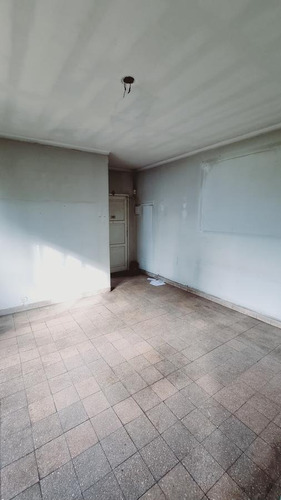 Imagen 9 de 12 de Departamento En Venta De 3 Ambientes De Parque Avellaneda