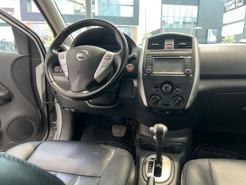 Nissan Versa 1.6 Exclusive At
