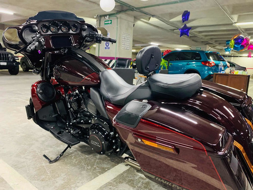 Imagen 11 de 13 de Harley Davidson Street Glide
