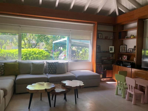 Casa En Venta En El Barrio Cerrado El Talar De Pacheco Tigre
