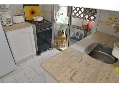 Sobre Mansa Apartamento - Ref: 15944