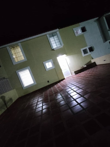 Imagen 10 de 13 de Casa En Alquiler Tucacas