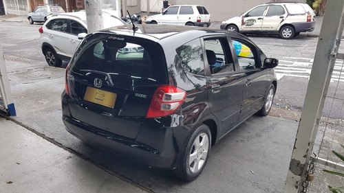 Imagem 6 de 13 de Fit Lx 1.4 2010