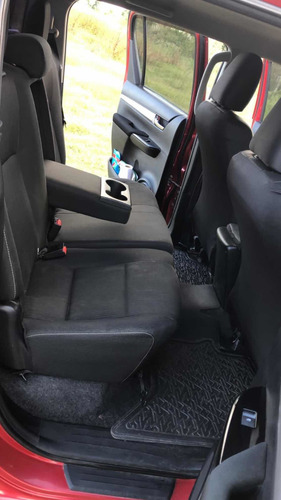 Toyota Hilux 2017 2.7 Cd Srv Vvti 4x2 Cuero - B4