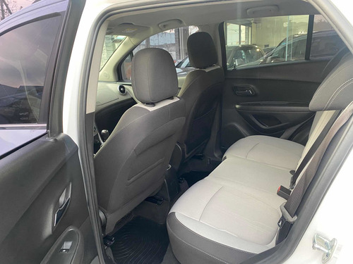 Imagen 9 de 11 de Chevrolet Tracker 1.8 Ltz Fwd Mt 140cv