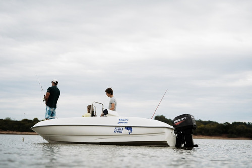Lancha Furia Sport Con Mercury 75hp 2 T + Trailer