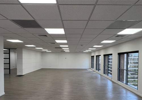 Oficina En Arriendo En Las Condes