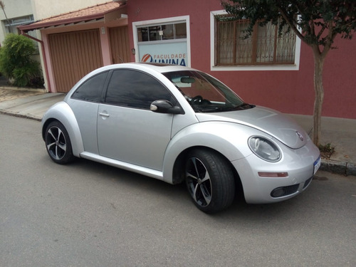 Volkswagen New Beetle 2.0 3p Automática