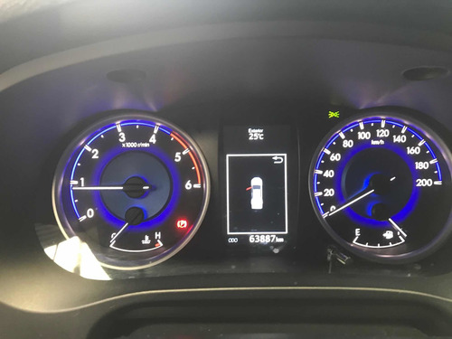 Toyota Hilux 2.8 Cd Srx 177cv 4x4 2016