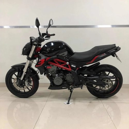 Imagen 2 de 15 de Benelli 302 S Naked Street Usada 2023 Creditos Dni