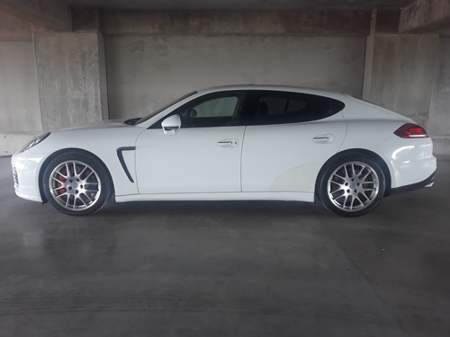 Imagen 3 de 12 de Panamera Turbo