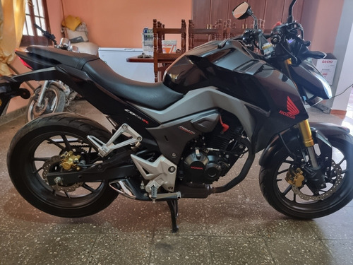 Imagen 10 de 11 de Honda Cb190r
