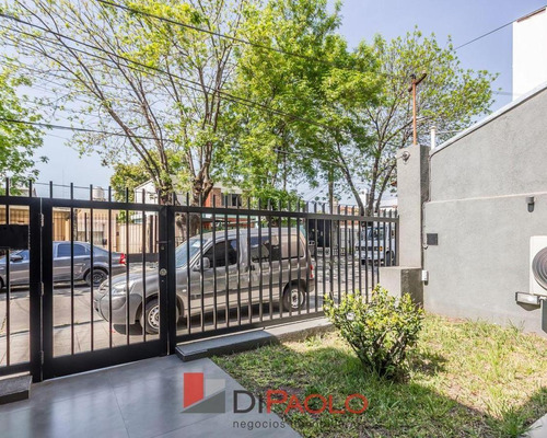 Venta · Casa En San Martín · Parque · Piscina