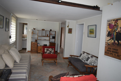 Vende Hermosa Y Acogedora Casa Con Maravillosa Vista Al Mar