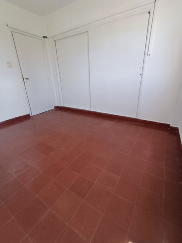Departamento Alquiler 2 Dormitorios Cochera Balcón Bº Alto Gral Paz