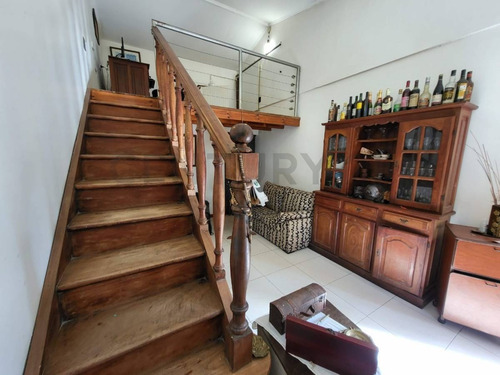 Imagen 5 de 11 de Casa De 4 Dormitorios Con Pileta En La Plata