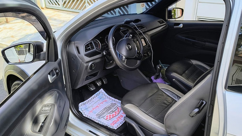 Volkswagen Saveiro 1.6 16v Cross Cab. Dupla Total Flex 2p