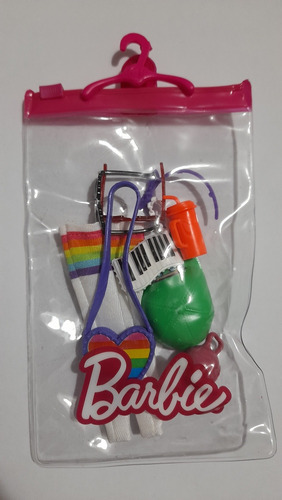 Barbie Accesorios Para Muñeca Barbie 10 Pzas. (Usado)