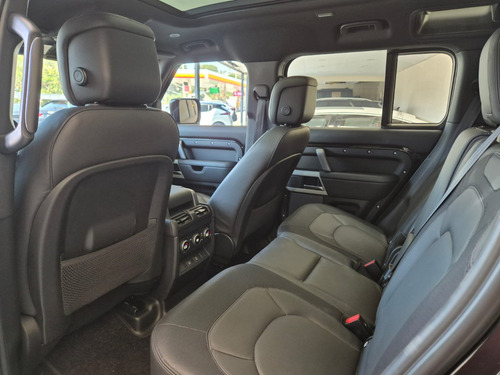 Land Rover Defender 3.0 D300 Turbo Diesel Mhev 110 X-dynamic