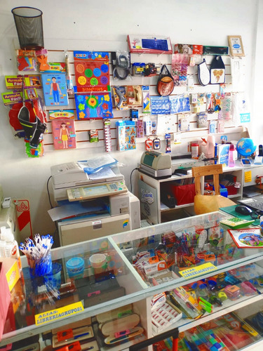 Fondo De Comercio Librería, Papelera Y Centro De Copiado En Wilde