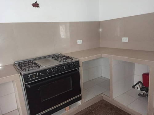 Imagen 8 de 14 de Lemc-420 Apartoquinta En Venta Trigal Norte Penélope Yáñez