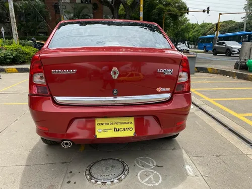 Renault Logan Expression / Modelo 2013