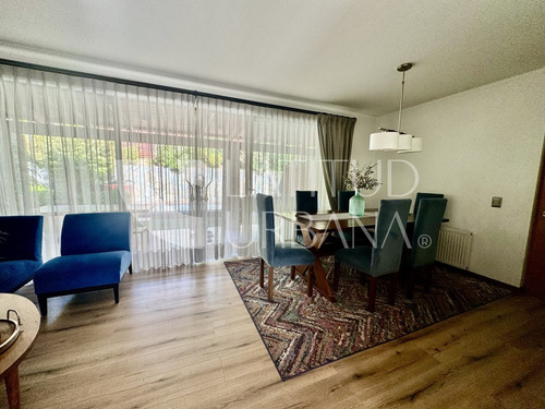 Disponible 30 Marzo, Útil 140 M2, Terreno 350 M2. Piscina