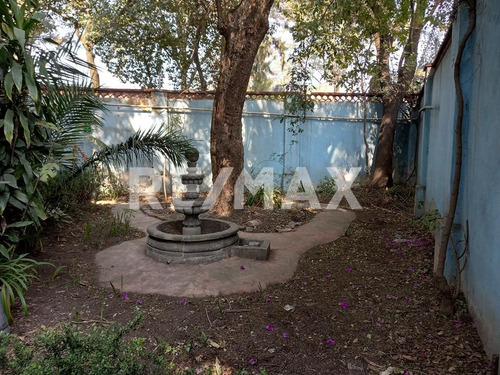 Casa En Venta En Santa María Insurgentes  ( 600958 ) 