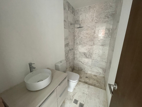 Imagen 23 de 23 de Vendo Apartamento 330m2 4h/5b/4p La Castellana
